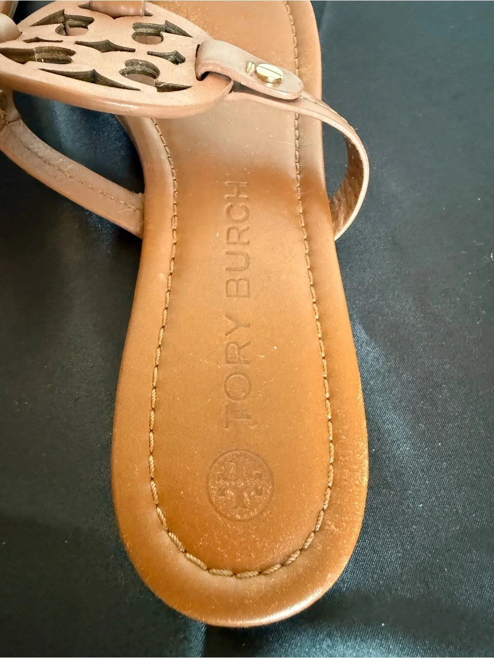 Tory Burch Miller Leather Logo Thong Sandals Brown Cognac Size 9M